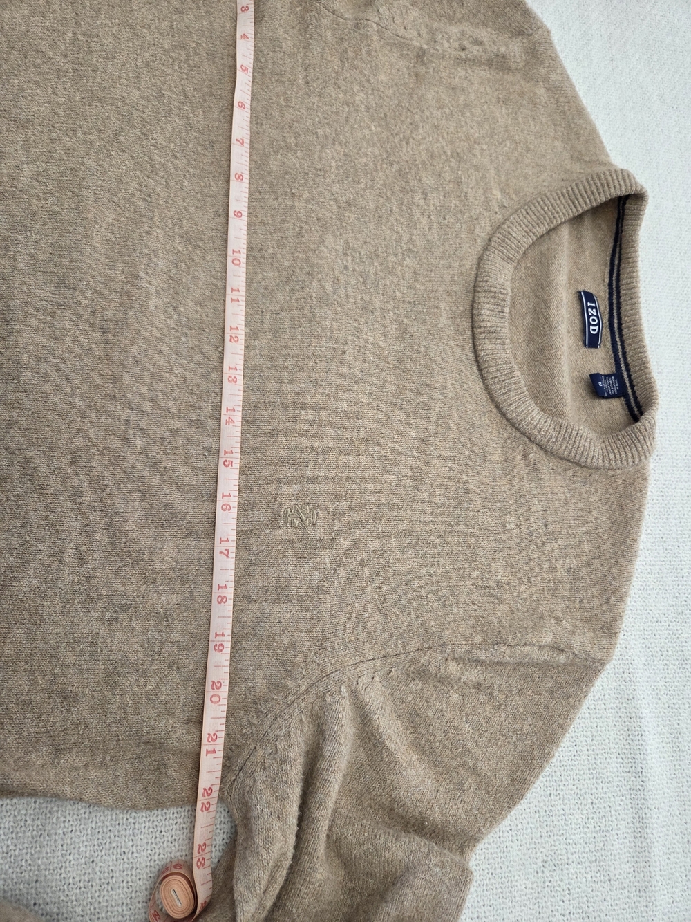 Izod Men's Crewneck Sweater in Taupe Brown - Picture 3 of 4
